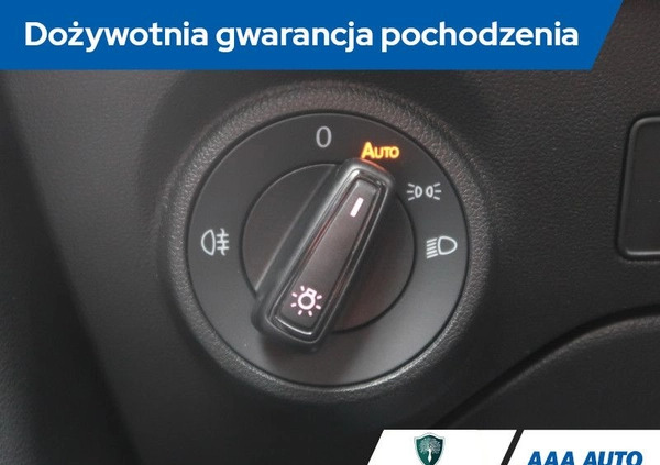 Seat Leon cena 75000 przebieg: 123833, rok produkcji 2015 z Szydłowiec małe 211